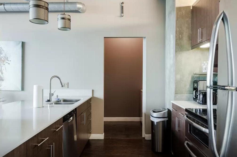 Met Lofts Suites Downtown La 로스앤젤레스 객실 사진
